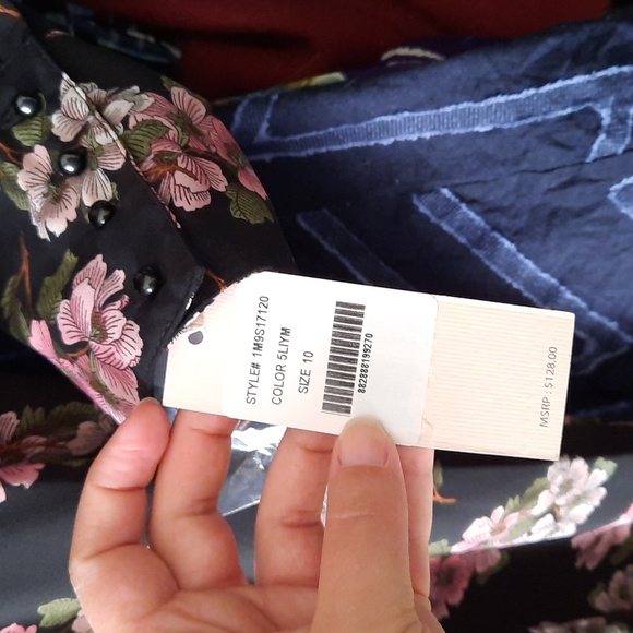 Cherry blossom dress - Picture 4 of 8